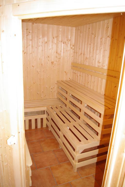 Fit Und Fun Sportherberge Kotschach-Mauthen ภายนอก รูปภาพ